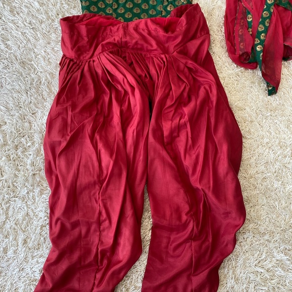 Green and red Patiala style salwar suit - Picture 6 of 6